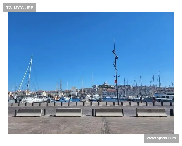 马赛城市风貌与历史文化探寻之旅:从古港口到现代艺术之都 马赛城市风貌与历史文化探寻之旅:从古港口到现代艺术之都