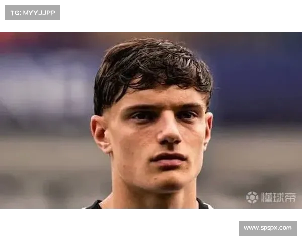 英超俱乐部报价3500万欧求购莱昂尼遭拒 球员倾向继续效力意甲 英超俱乐部报价3500万欧求购莱昂尼遭拒 球员倾向继续效力意甲